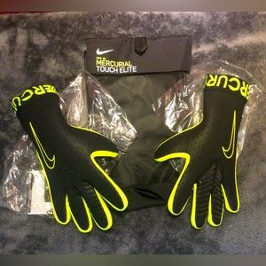 Nike Mercurial Touch Elite Goalkeeper gloves Size 7
